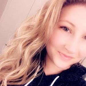 Meet your Posher, Alexandra